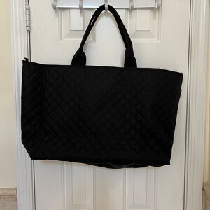 Canvelle Quilted Zip Crossbody Tote (X-Large in Black)